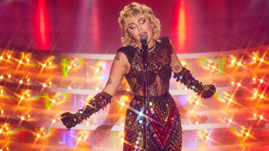 MILEY CYRUS PRESENTS STAND BY YOU -- Pictured: Miley Cyrus -- (Photo by: Vijat Mohindra/Peacock/NBCU Photo Bank via Getty Images)