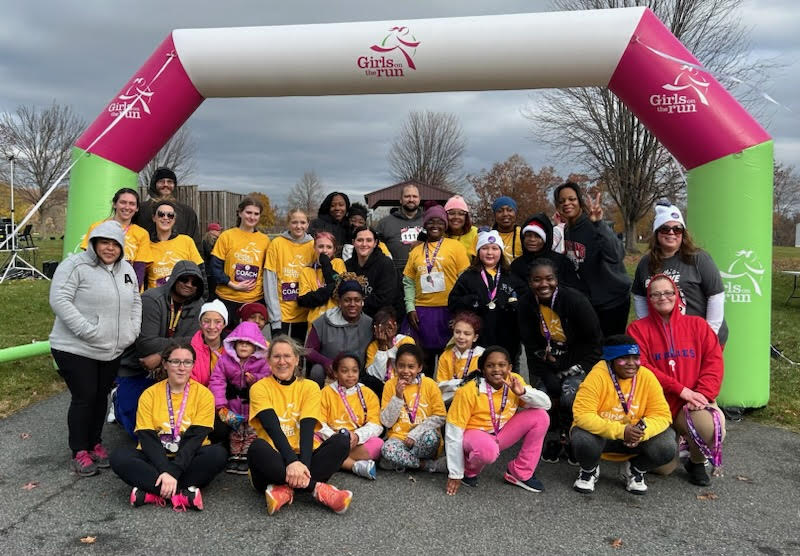 Bakersfield Elementary School's chapter after their run! Photo courtesy of Monica Graham.