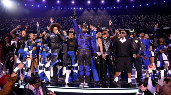 Navigation to Story: Usher Celebrates Black Artists During Super Bowl 58’s Halftime Show
