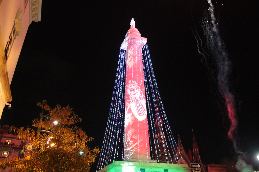 Baltimore’s Washington Monument in Mount Vernon Place presents their lights for their annual showcase of holiday spirit. Photo Courtesy of Flickr.